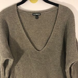 Express Brown V-Neck 3/4 Sleeve Knit Sweater
